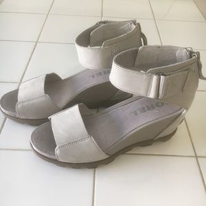 Sorel Joanie II Ankel Strap.  Size 7